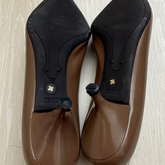 Prada Chocolate Brown Closed Pointed Toe Kitten Heels - Picture 9 of 13